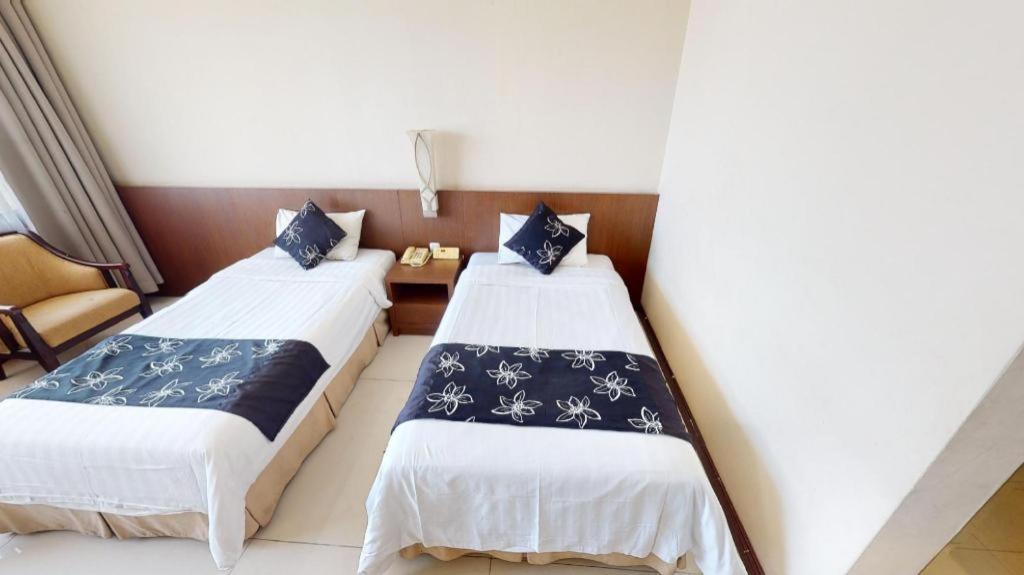Kedaton Hotel Bandung Esterno foto