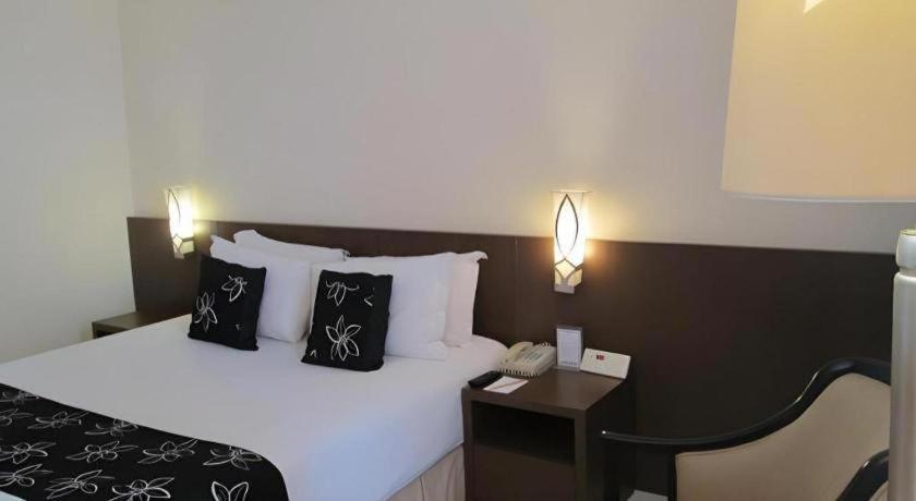 Kedaton Hotel Bandung Esterno foto