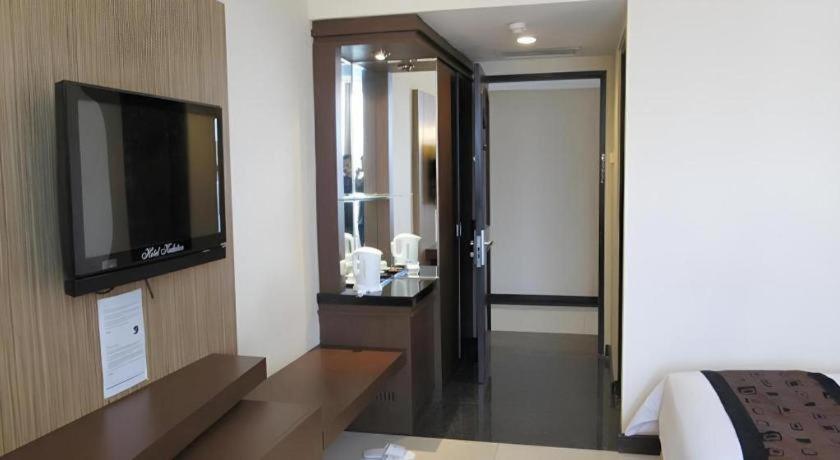 Kedaton Hotel Bandung Esterno foto